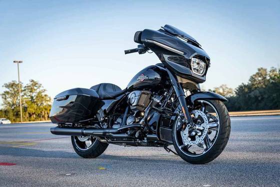 HARLEY-DAVIDSON STREET GLIDE HARLEY-DAVIDSON STREET GLIDE